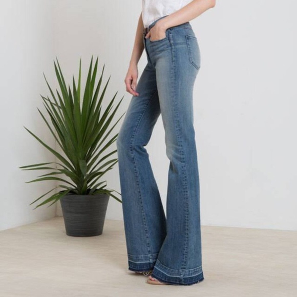 3x1 NY brand new Armada flare jeans size 27